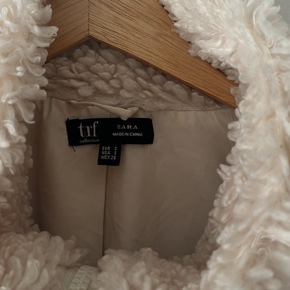 Zara TRF Teddy Bear Beige Zipper Sherpa Jacket - Picture 3 of 7